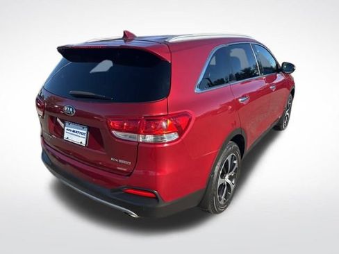 Used 2017 Kia Sorento EX image 5