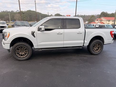 Used 2021 Ford F150 Lariat image 3