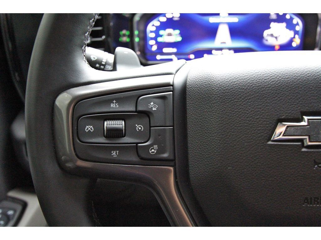 Used 2025 Chevrolet Silverado 1500 ZR2 w/ Technology Package AWD/4WD image 18