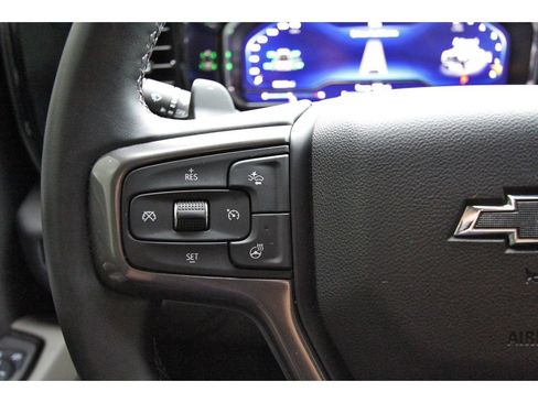 Used 2025 Chevrolet Silverado 1500 ZR2 w/ Technology Package AWD/4WD image 18