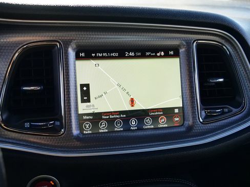 Used 2017 Dodge Challenger SRT Hellcat image 12