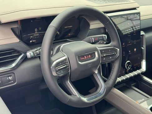 New 2026 GMC Acadia Elevation image 15