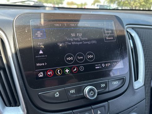 Used 2024 Chevrolet Malibu LT FWD image 28