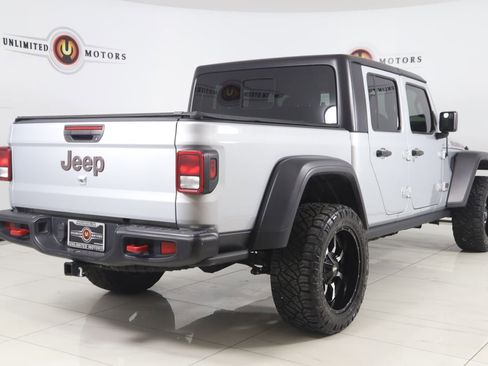Used 2022 Jeep Gladiator Rubicon w/ Cold Weather Group image 3
