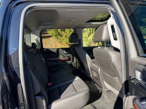 Used 2018 GMC Sierra 1500 SLT image 10