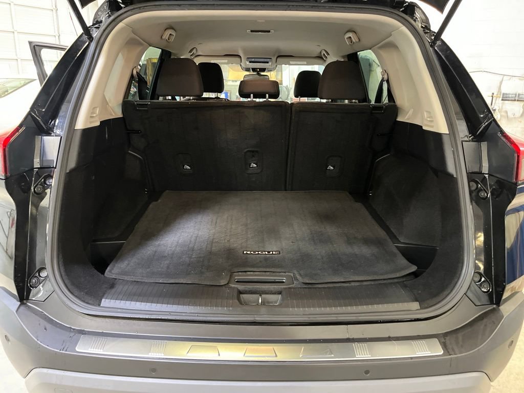 Used 2023 Nissan Rogue SV AWD/4WD image 25