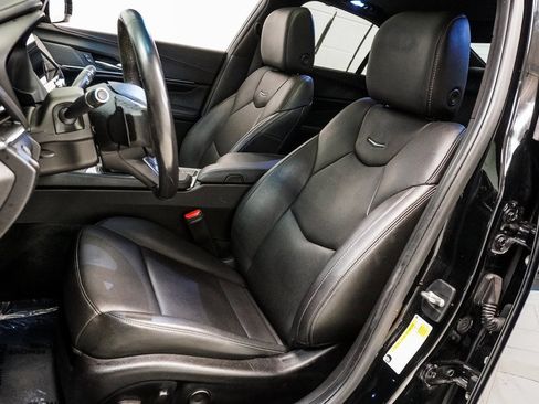 Used 2020 Cadillac CT4 Premium Luxury image 7