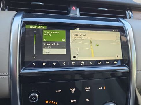Used 2020 Land Rover Discovery Sport SE AWD/4WD image 25
