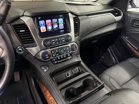 Used 2018 Chevrolet Suburban Premier AWD/4WD image 39