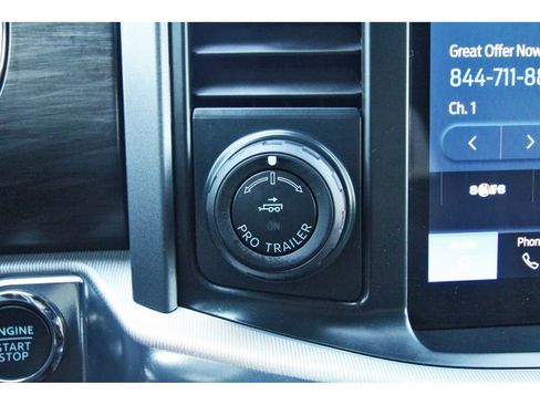 Used 2025 Ford F150 Lariat AWD/4WD image 27