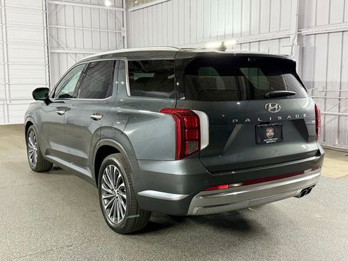 Used 2024 Hyundai Palisade Calligraphy image 11