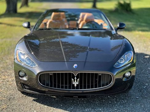 Used 2010 Maserati GranTurismo Convertible RWD image 30