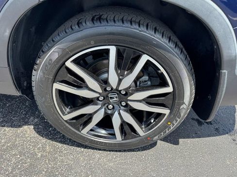 Used 2019 Honda Pilot Touring image 7