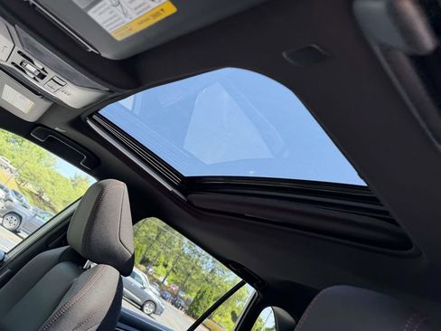 Certified 2025 Toyota RAV4 SE w/ Weather & Moonroof Package AWD/4WD image 20