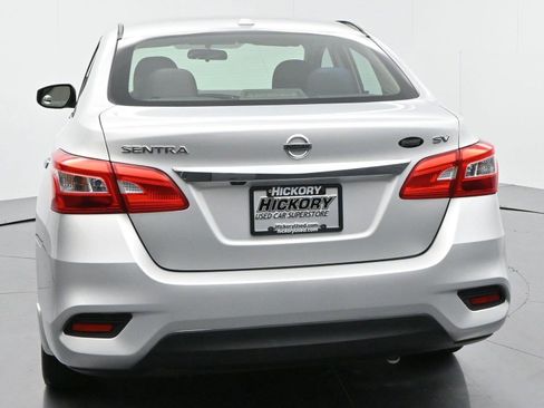 Used 2019 Nissan Sentra SV FWD image 6