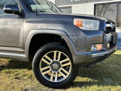 Used 2011 Toyota 4Runner Limited image 3