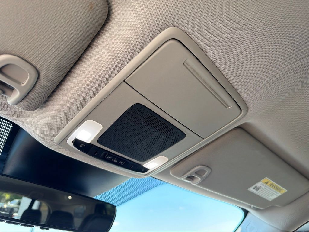 Used 2023 Honda Pilot EX-L image 33