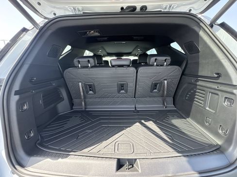 Used 2026 Chevrolet Traverse Z71 AWD/4WD image 26