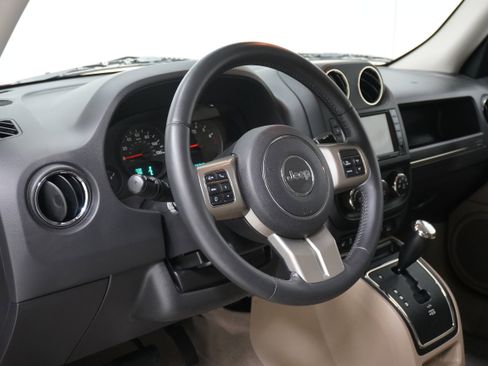 Used 2012 Jeep Patriot Latitude image 9