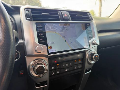 Used 2010 Toyota 4Runner Limited image 22