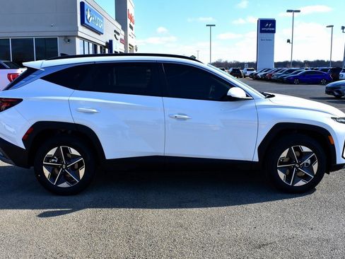 New 2026 Hyundai Tucson SEL image 3