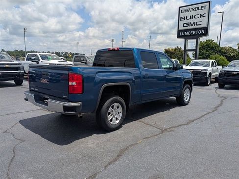 Used 2018 GMC Sierra 1500 SLE image 3