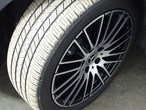 Used 2024 Mercedes-Benz C 300 C 300 image 44