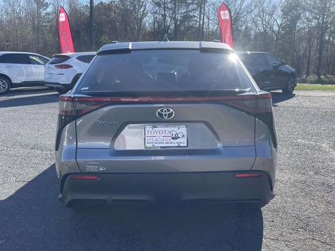 Used 2024 Toyota bZ4X XLE w/ Weather Package image 3