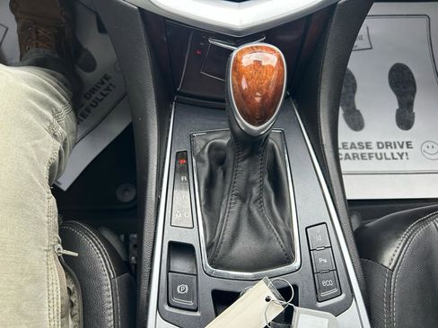 Used 2015 Cadillac SRX Luxury w/ Driver Awareness Package image 27