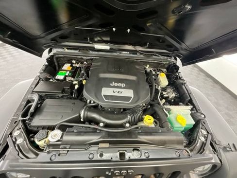 Used 2016 Jeep Wrangler Unlimited Sport AWD/4WD image 22