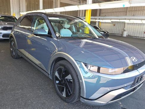 Used 2025 Hyundai Ioniq 5 Limited RWD image 3