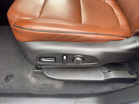 Certified 2019 Chevrolet Traverse High Country w/ LPO, Floor Liner Package AWD/4WD image 16