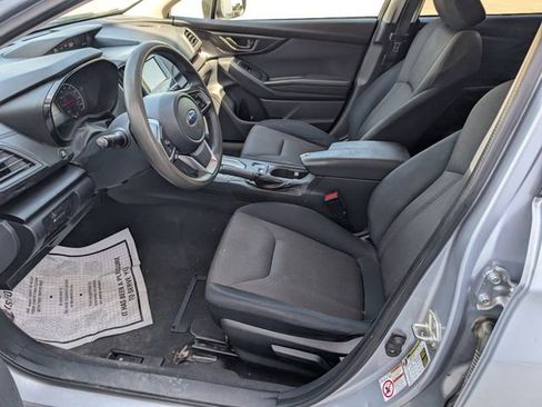 Used 2018 Subaru Crosstrek 2.0i AWD/4WD image 2
