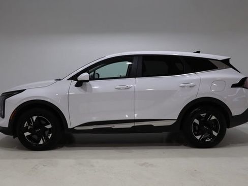 Used 2026 Kia Sportage LX AWD/4WD image 4