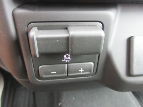 New 2026 GMC Sierra 3500 Pro AWD/4WD image 18