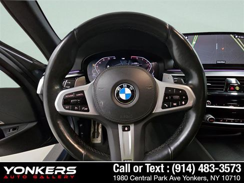 Used 2023 BMW 530i xDrive w/ M Sport Package AWD/4WD image 10