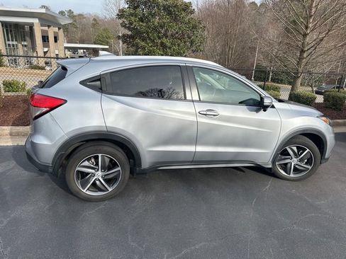 Certified 2022 Honda HR-V EX-L image 3