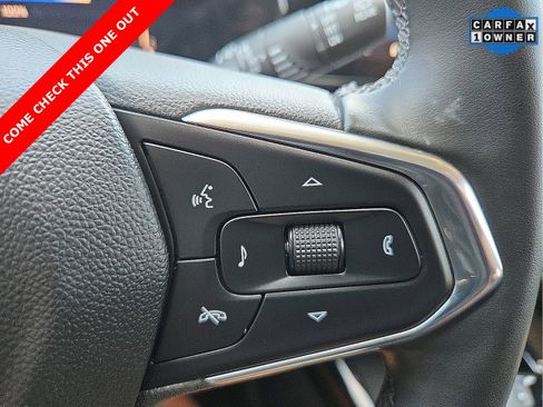 Used 2025 Chevrolet Trax LT w/ Driver Confidence Package image 18