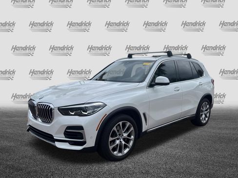 Used 2023 BMW X5 xDrive40i w/ Premium Package AWD/4WD image 5