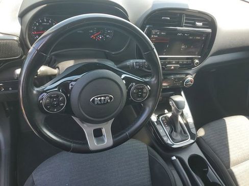Used 2020 Kia Soul EX FWD image 17