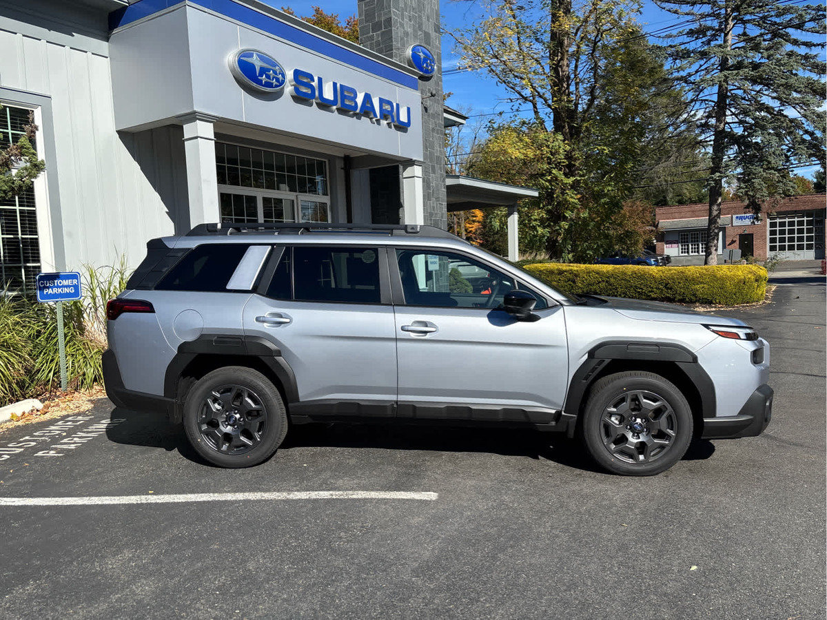 New 2026 Subaru Outback Premium AWD/4WD image 2