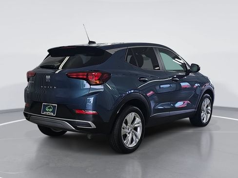 Used 2024 Buick Encore GX Preferred w/ Comfort Package AWD/4WD image 3