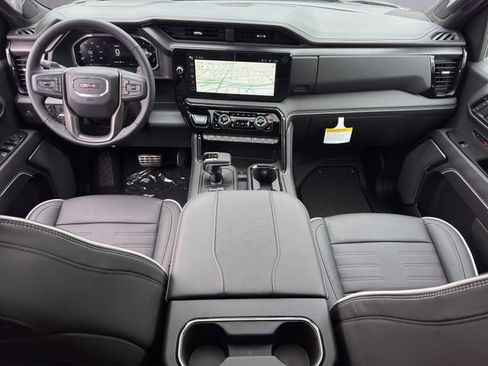 New 2026 GMC Sierra 1500 AT4X w/ LPO, Black Badging Package AWD/4WD image 18