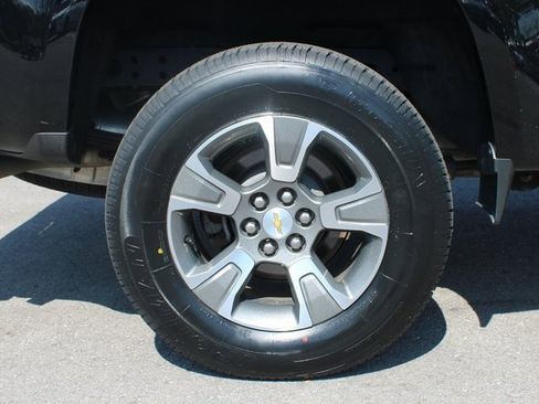 Used 2020 Chevrolet Colorado Z71 image 44