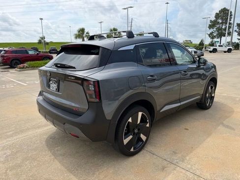 Used 2025 Nissan Kicks SR FWD image 5