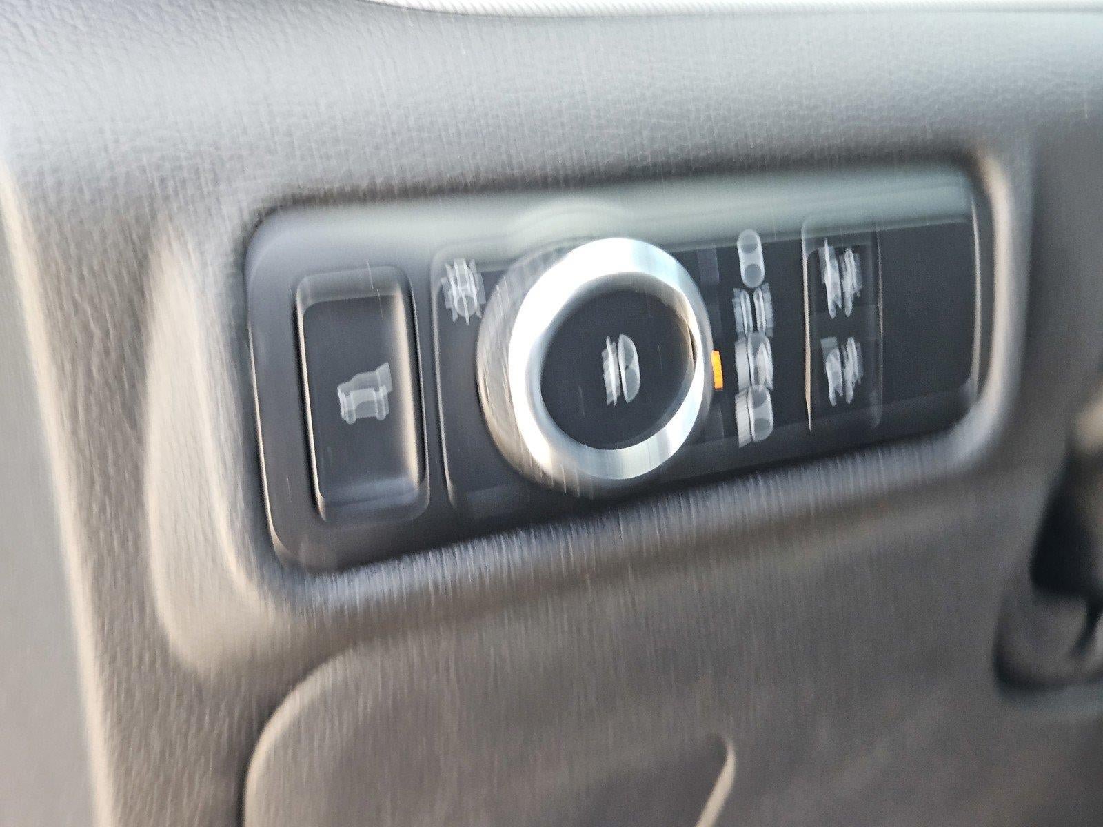 Used 2024 Ford Explorer XLT w/ Equipment Group 202A AWD/4WD image 14