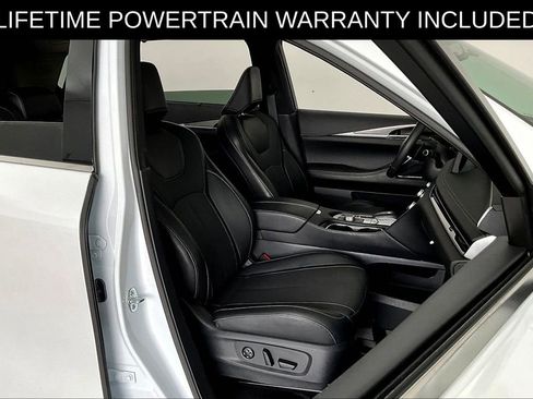 Certified 2026 INFINITI QX60 Luxe w/ Cargo Package FWD image 9