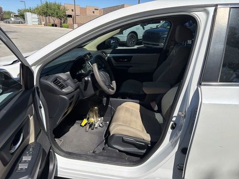 Used 2019 Honda CR-V LX image 8