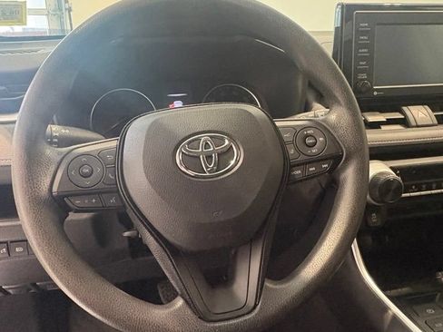 Used 2020 Toyota RAV4 LE w/ All Weather Liner Package AWD/4WD image 18