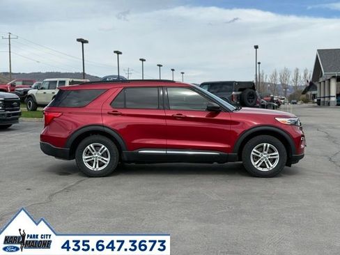 Used 2020 Ford Explorer XLT w/ Equipment Group 202A image 6
